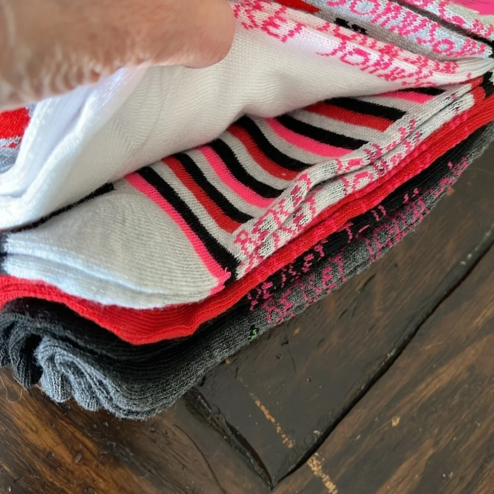 Betsey Johnson Set of 5 Red/Gray/White Assorted Prints SOCKS